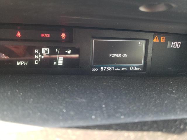 Photo 9 from auction – 2017 TOYOTA PRIUS V with VIN JTDZN3EU2HJ063516