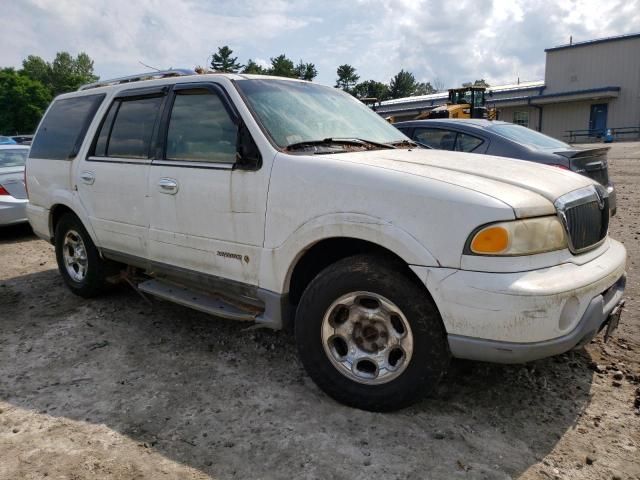 Photo 4 from auction – 2001 LINCOLN NAVIGATOR with VIN 5LMFU28AX1LJ05645