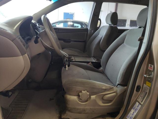Photo 7 from auction – 2004 TOYOTA SIENNA CE with VIN 5TDZA23C34S171012