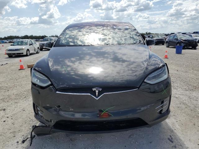 Photo 5 from auction – 2018 TESLA MODEL X with VIN 5YJXCBE48JF111332