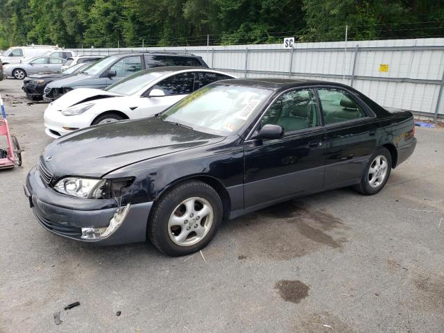 LEXUS ES 300 1998 with VIN JT8BF28G4W5027085 - Photo from auction