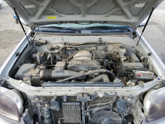 Photo 12 from auction – 2001 TOYOTA SEQUOIA SR with VIN 5TDZT34A01S047174