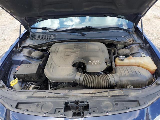 Photo 11 from auction – 2015 CHRYSLER 300 LIMITE with VIN 2C3CCAAG4FH810598