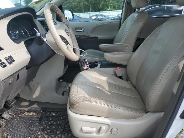 Photo 7 from auction – 2014 TOYOTA SIENNA XLE with VIN 5TDYK3DC8ES409693