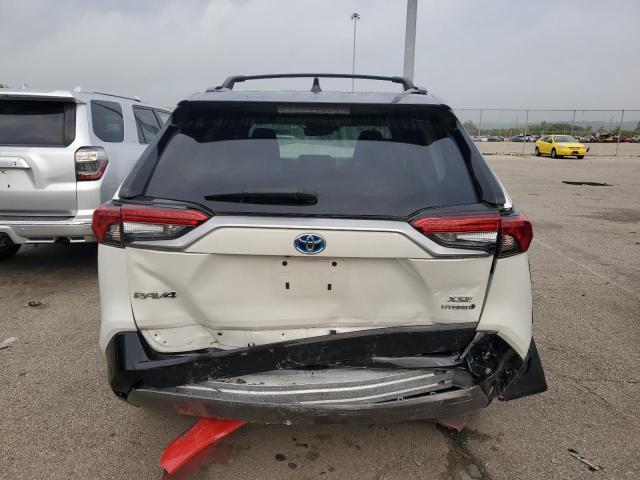 Photo 6 from auction – 2020 TOYOTA RAV4 XSE with VIN 2T3EWRFV2LW061376