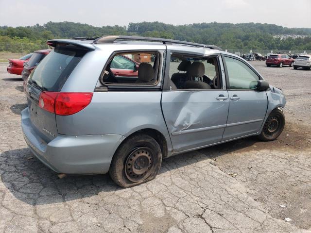 Photo 3 from auction – 2010 TOYOTA SIENNA CE with VIN 5TDKK4CC3AS334974