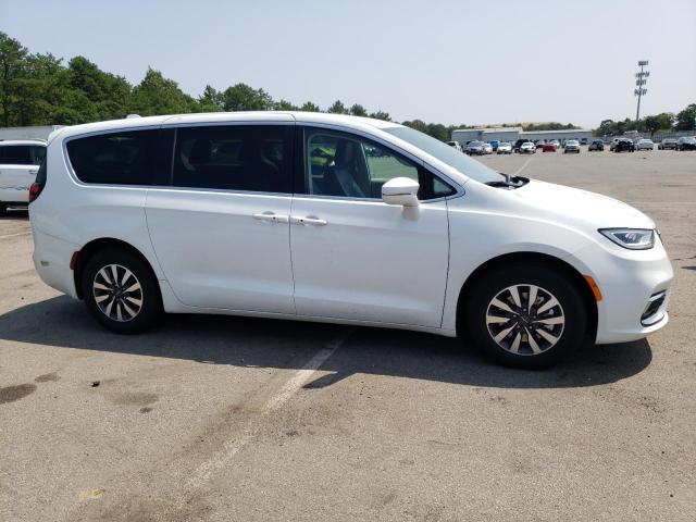 Photo 4 from auction – 2022 CHRYSLER PACIFICA H with VIN 2C4RC1L79NR212633