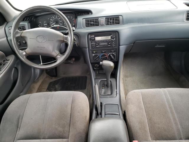 Photo 8 from auction – 2000 TOYOTA CAMRY CE with VIN 4T1BG22K7YU994063