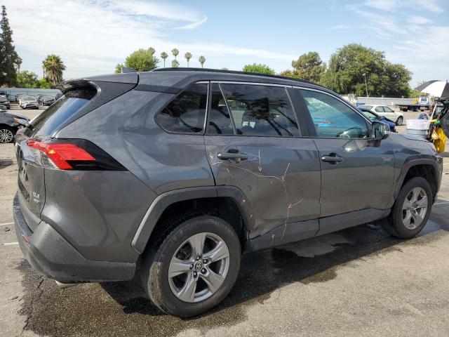 Photo 3 from auction – 2022 TOYOTA RAV4 XLE with VIN 2T3P1RFV3NC263199