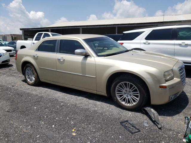 Photo 4 from auction – 2010 CHRYSLER 300 TOURIN with VIN 2C3CA5CV4AH209564