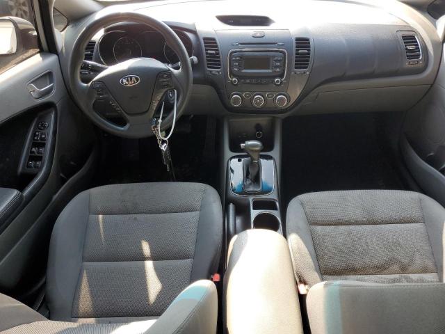 Photo 8 from auction – 2017 KIA FORTE LX with VIN 3KPFK4A77HE117388