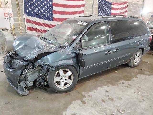 DODGE GRAND CARA 2005 with VIN 2D8GP44L35R222245 - Photo from auction