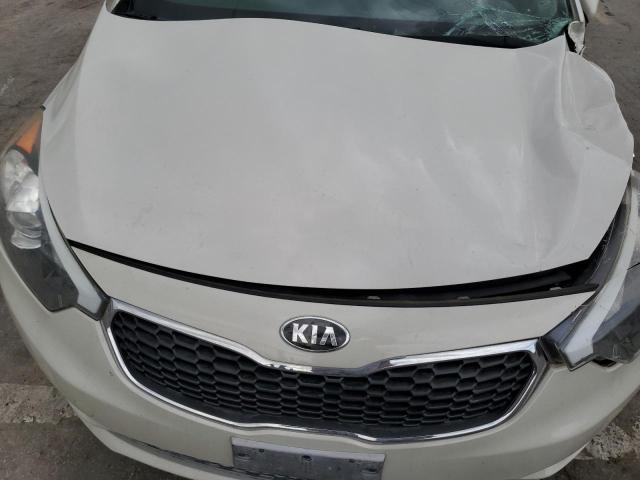 Photo 11 from auction – 2015 KIA FORTE LX with VIN KNAFK4A64F5418018