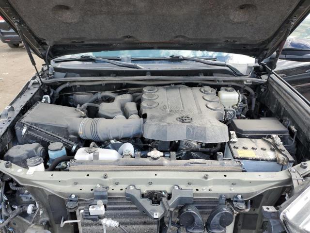 Photo 11 from auction – 2019 TOYOTA 4RUNNER SR with VIN JTEBU5JR8K5737035