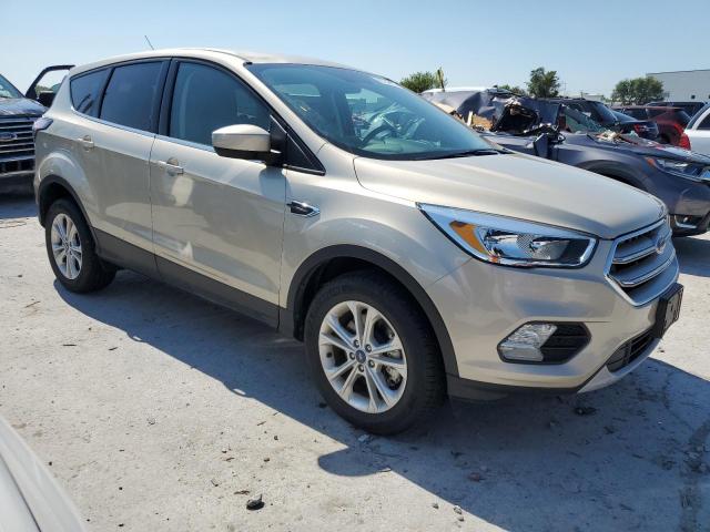 Photo 4 from auction – 2017 FORD ESCAPE SE with VIN 1FMCU9GD5HUA53954