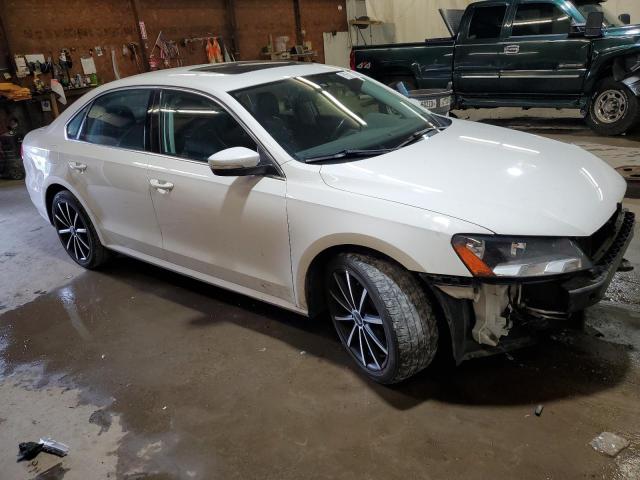 Photo 4 from auction – 2015 VOLKSWAGEN PASSAT SE with VIN 1VWBV7A38FC064870