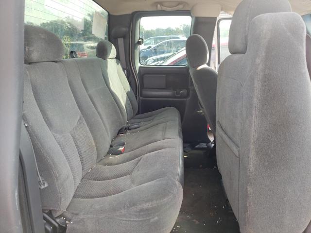 Photo 10 from auction – 2003 CHEVROLET SILVERADO with VIN 2GCEK19VX31158021