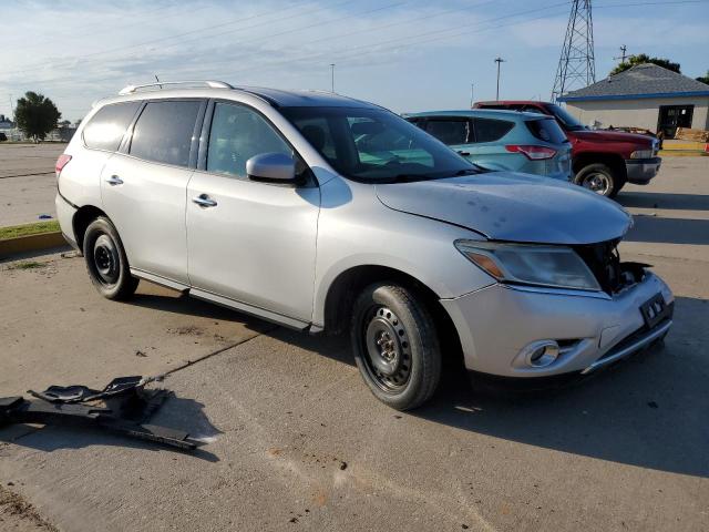 Photo 4 from auction – 2015 NISSAN PATHFINDER with VIN 5N1AR2MN4FC633115