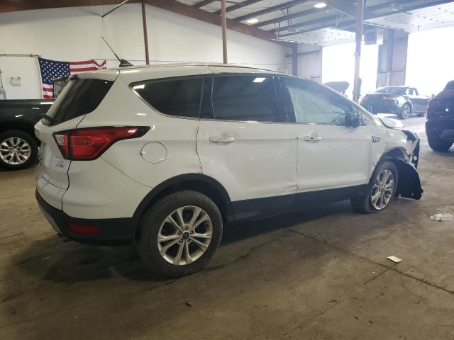 Photo 3 from auction – 2019 FORD ESCAPE SE with VIN 1FMCU9GDXKUA86407