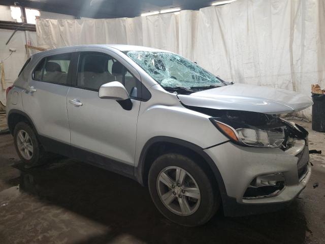 Photo 4 from auction – 2020 CHEVROLET TRAX LS with VIN 3GNCJNSB6LL201079