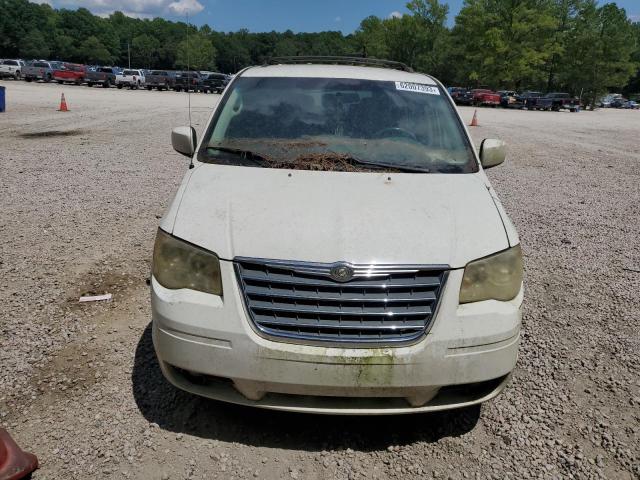Photo 5 from auction – 2010 CHRYSLER TOWN & COU with VIN 2A4RR5D14AR232129