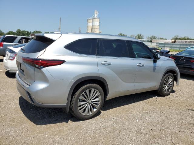 Photo 3 from auction – 2022 TOYOTA HIGHLANDER with VIN 5TDFZRBH9NS179277