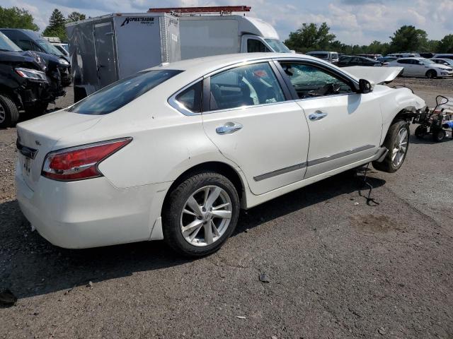 Photo 3 from auction – 2015 NISSAN ALTIMA 2.5 with VIN 1N4AL3APXFN357079