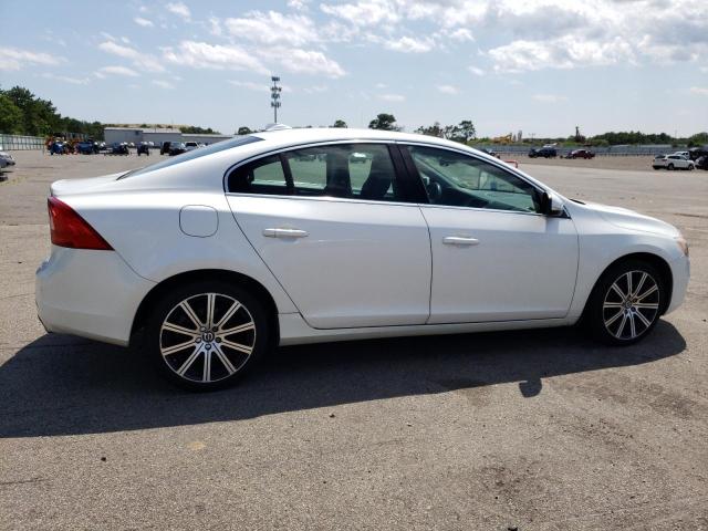 Photo 3 from auction – 2016 VOLVO S60 PREMIE with VIN LYV612TKXGB111524