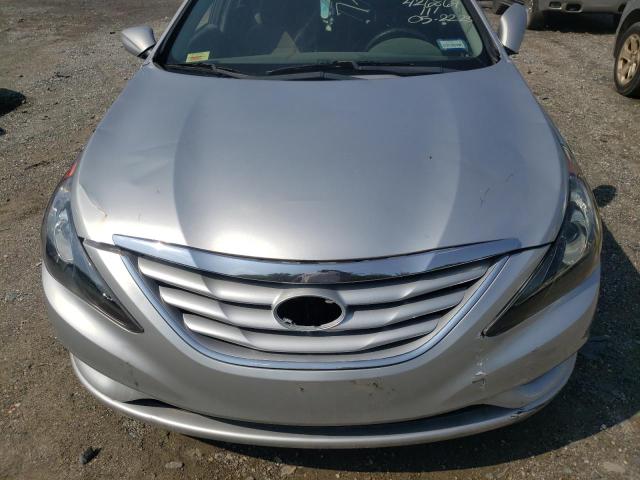 Photo 11 from auction – 2011 HYUNDAI SONATA GLS with VIN 5NPEB4AC3BH056598