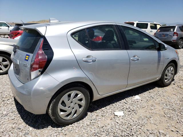 Photo 3 from auction – 2015 TOYOTA PRIUS C with VIN JTDKDTB39F1105760