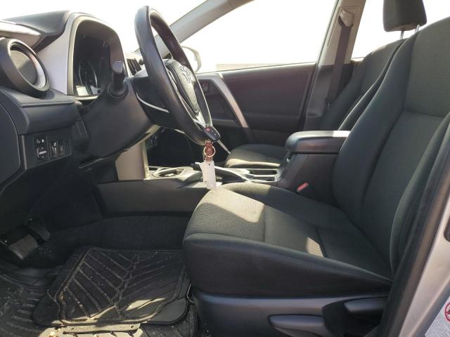 Photo 7 from auction – 2018 TOYOTA RAV4 LE with VIN JTMZFREV3JJ208285