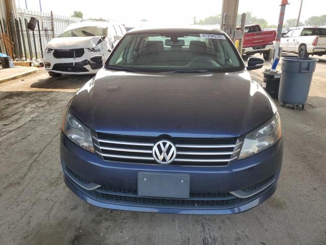 Photo 5 from auction – 2015 VOLKSWAGEN PASSAT S with VIN 1VWAS7A38FC022901