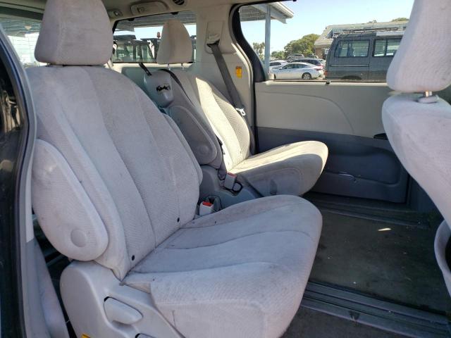Photo 11 from auction – 2014 TOYOTA SIENNA LE with VIN 5TDKK3DC7ES457420