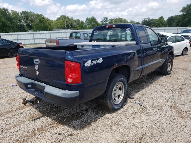 Photo 3 from auction – 2005 DODGE DAKOTA ST with VIN 1D7HW22KX5S336557
