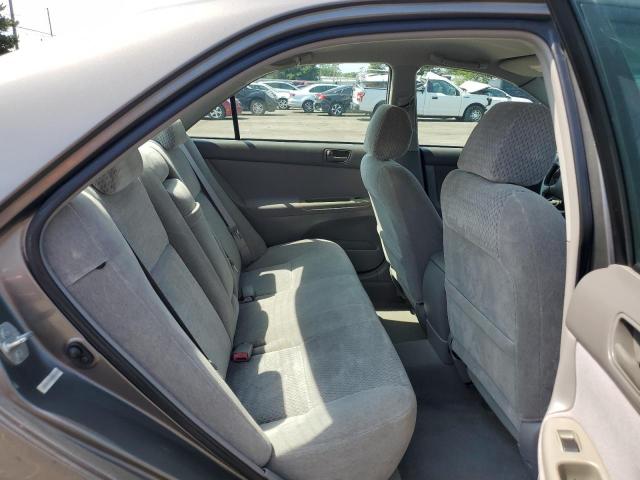 Photo 10 from auction – 2002 TOYOTA CAMRY LE with VIN 4T1BE32K62U582347