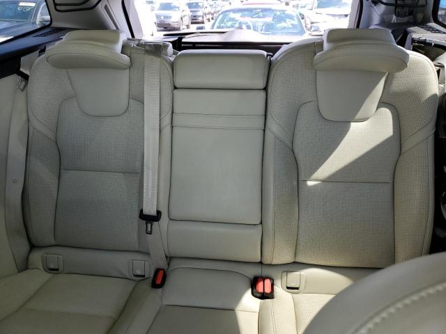 Photo 10 from auction – 2018 VOLVO XC60 T6 with VIN LYVA22RL8JB105932