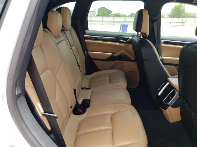 Photo 10 from auction – 2016 PORSCHE CAYENNE with VIN WP1AA2A27GLA08729