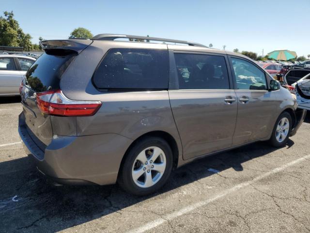 Photo 3 from auction – 2015 TOYOTA SIENNA LE with VIN 5TDKK3DC3FS558956