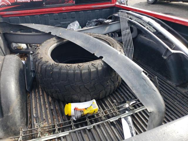 Photo 12 from auction – 2000 CHEVROLET SILVERADO with VIN 1GCEK14T1YZ319473