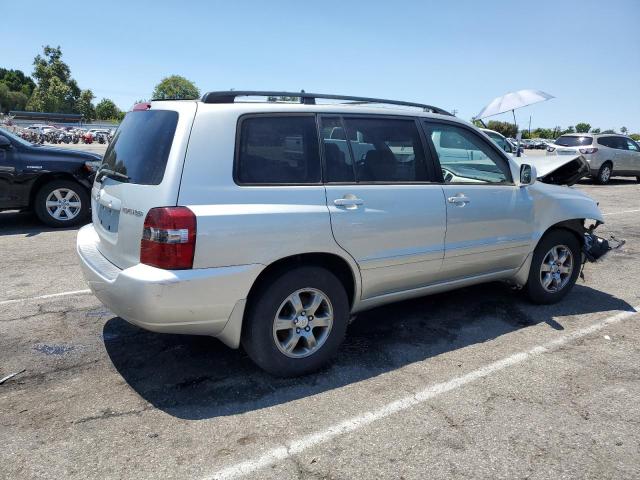 Photo 3 from auction – 2004 TOYOTA HIGHLANDER with VIN JTEDP21A740015760