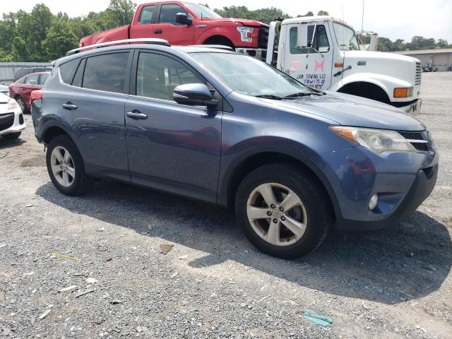 Photo 4 from auction – 2013 TOYOTA RAV4 XLE with VIN JTMRFREV5DD043102