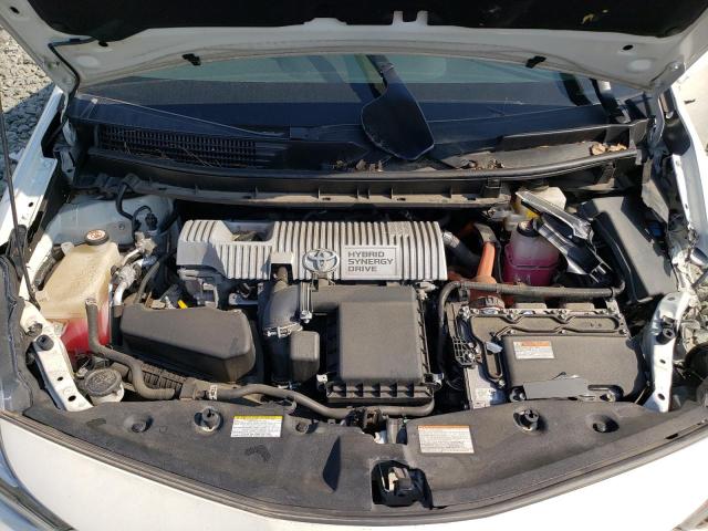 Photo 11 from auction – 2017 TOYOTA PRIUS V with VIN JTDZN3EU2HJ063516