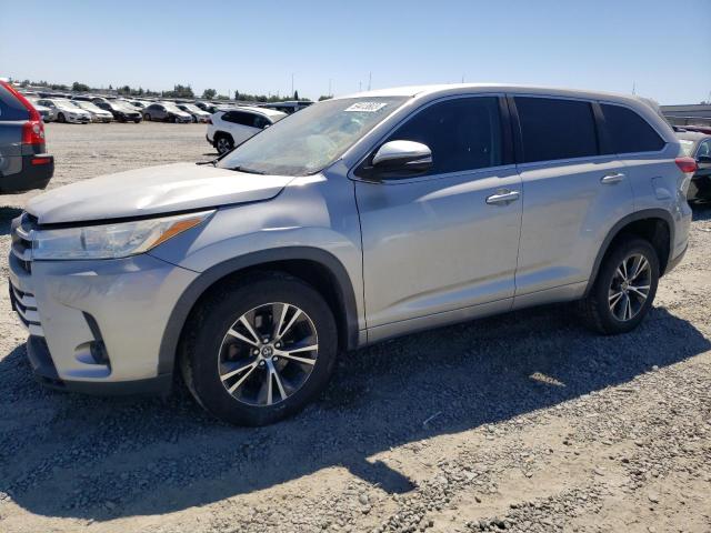 TOYOTA HIGHLANDER 2017 with VIN 5TDZZRFH6HS205720 - Photo from auction
