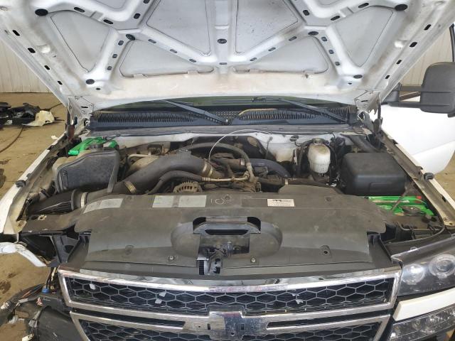 Photo 11 from auction – 2003 CHEVROLET SILVERADO with VIN 1GCHK24143E121536