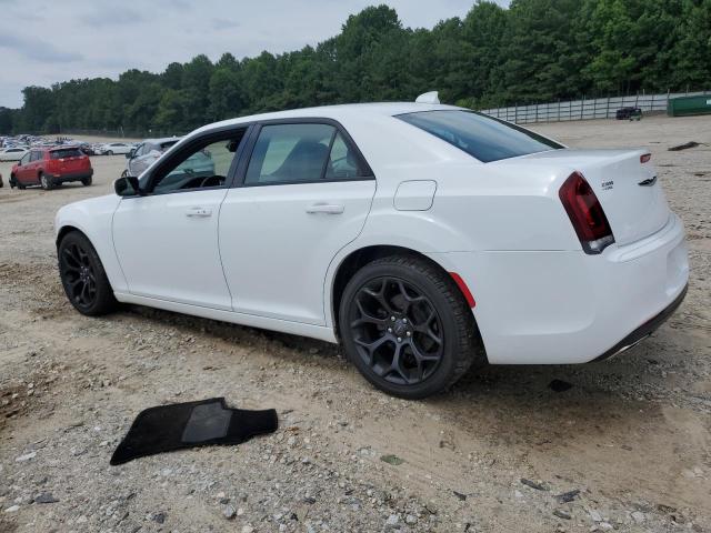 Photo 2 from auction – 2019 CHRYSLER 300 S with VIN 2C3CCABG3KH601104