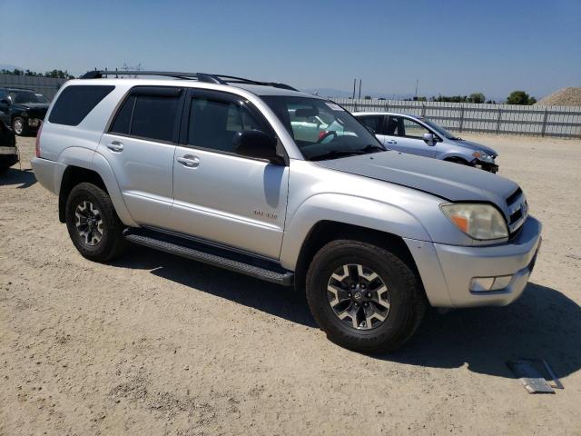 Photo 4 from auction – 2005 TOYOTA 4RUNNER SR with VIN JTEBU14R750063739