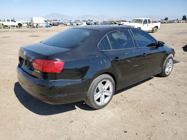 Photo 3 from auction – 2011 VOLKSWAGEN JETTA SE with VIN 3VWDZ7AJ5BM047772