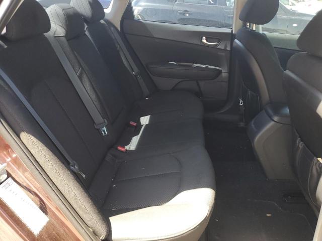 Photo 10 from auction – 2016 KIA OPTIMA LX with VIN 5XXGT4L37GG044542