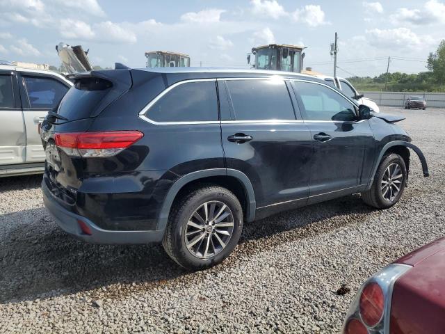 Photo 3 from auction – 2017 TOYOTA HIGHLANDER with VIN 5TDKZRFH8HS187805