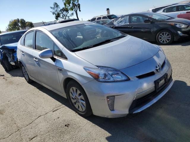 Photo 4 from auction – 2014 TOYOTA PRIUS PLUG with VIN JTDKN3DP4E3060159